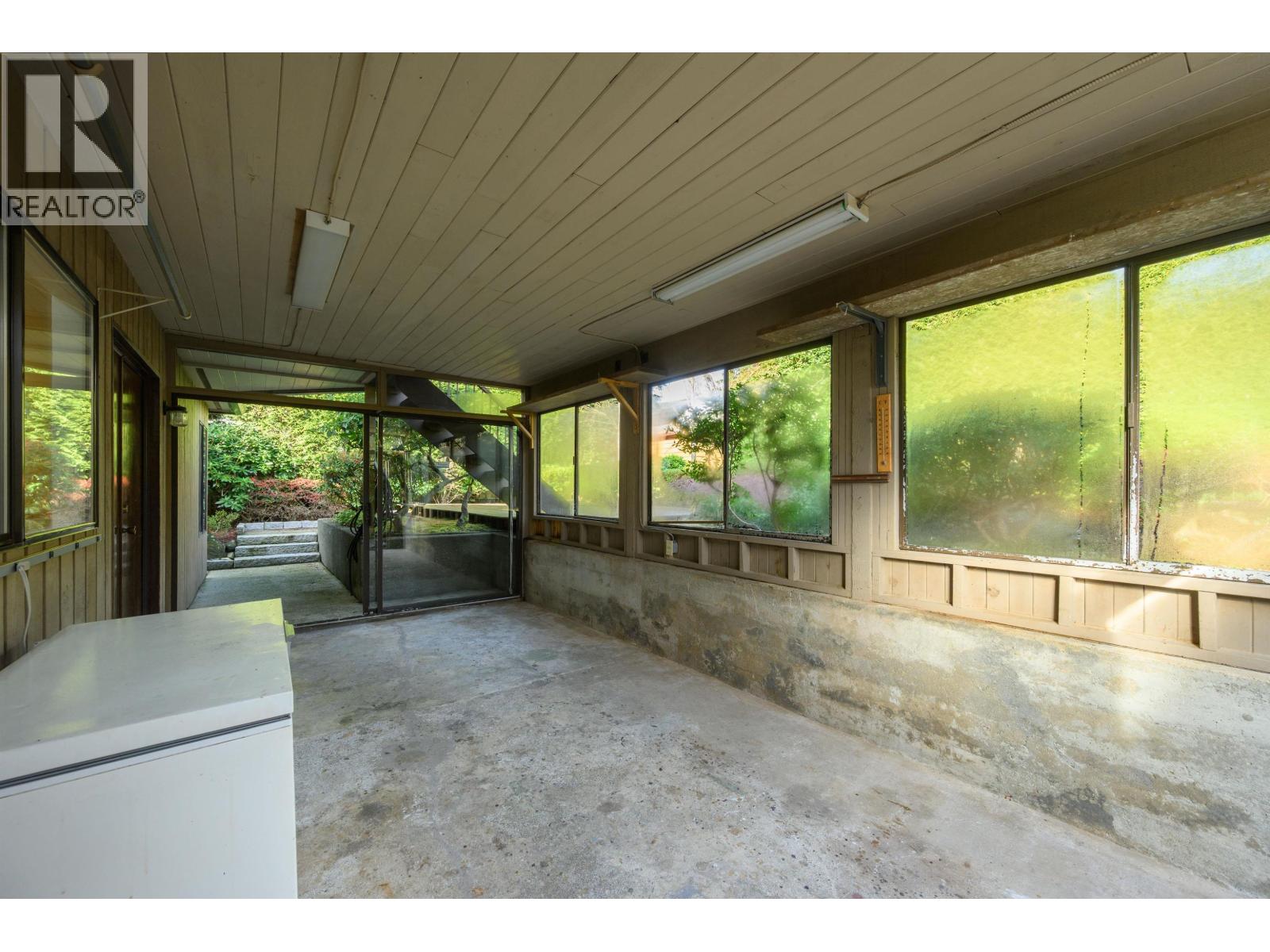 1720 Scott Road, North Vancouver, British Columbia  V7J 3J5 - Photo 29 - R3090318