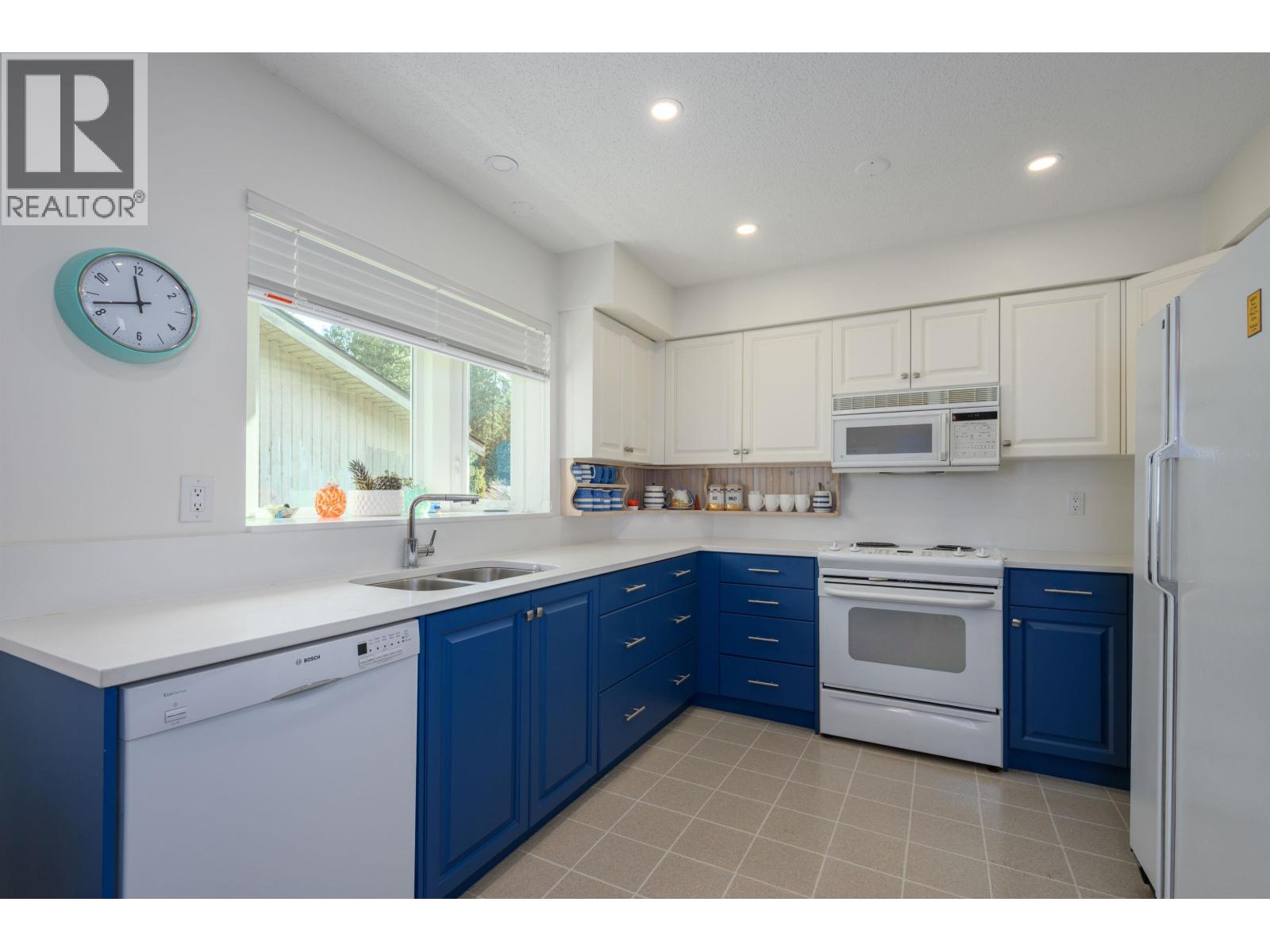 1720 Scott Road, North Vancouver, British Columbia  V7J 3J5 - Photo 7 - R3090318