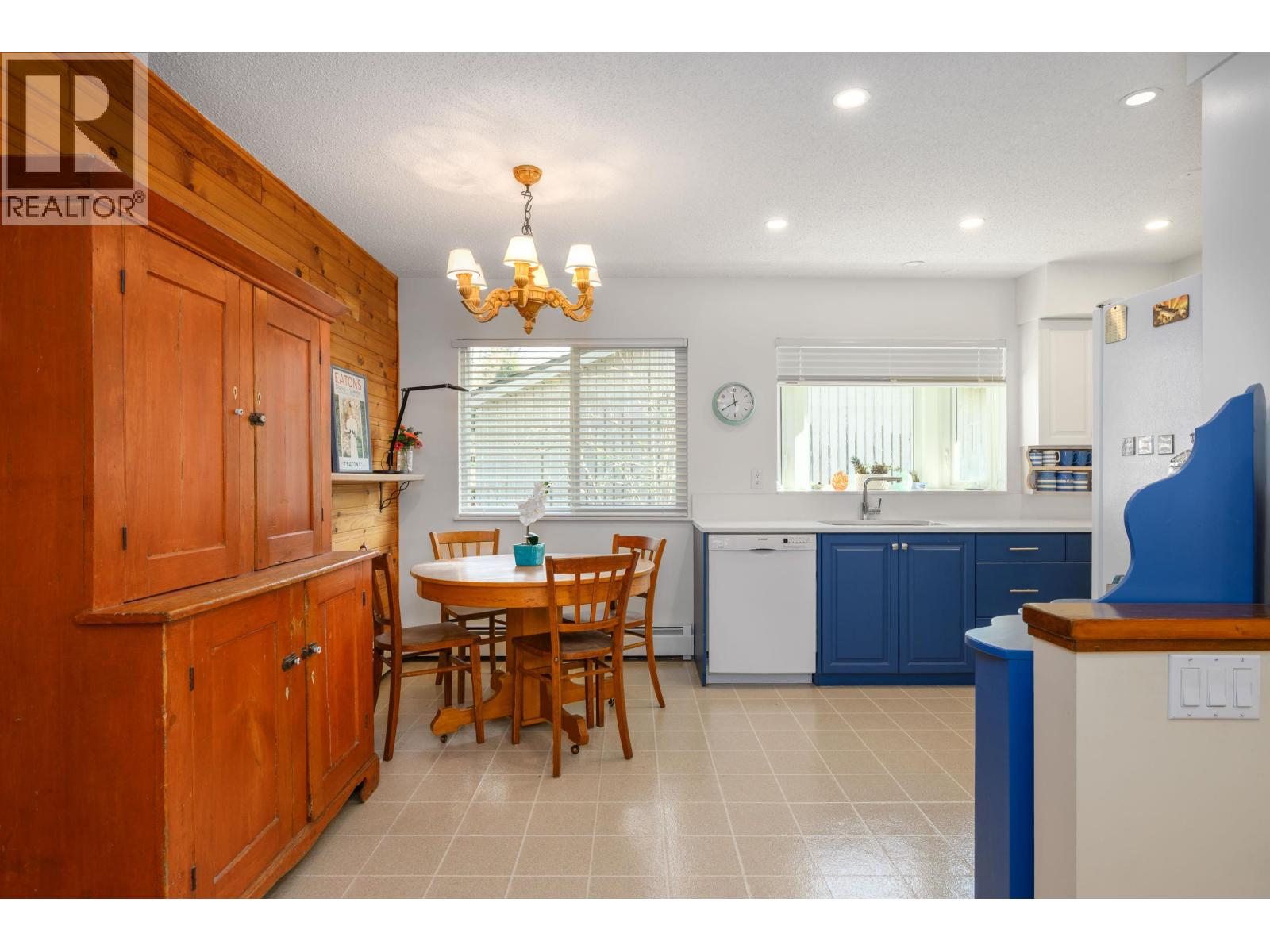 1720 Scott Road, North Vancouver, British Columbia  V7J 3J5 - Photo 6 - R3090318