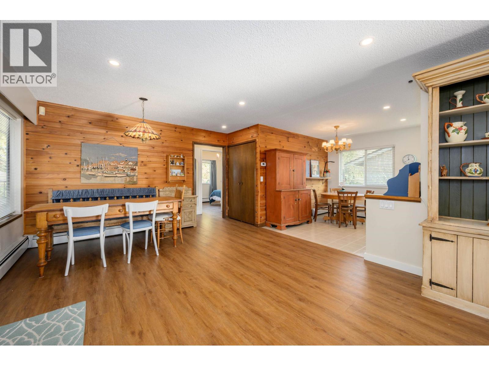 1720 Scott Road, North Vancouver, British Columbia  V7J 3J5 - Photo 5 - R3090318