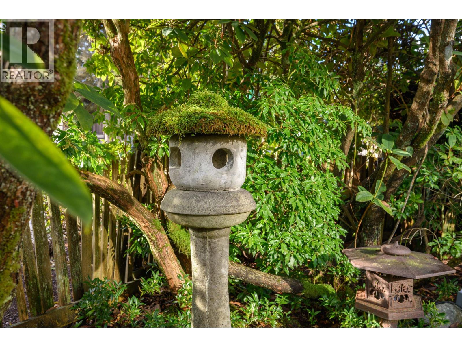 1720 Scott Road, North Vancouver, British Columbia  V7J 3J5 - Photo 35 - R3090318