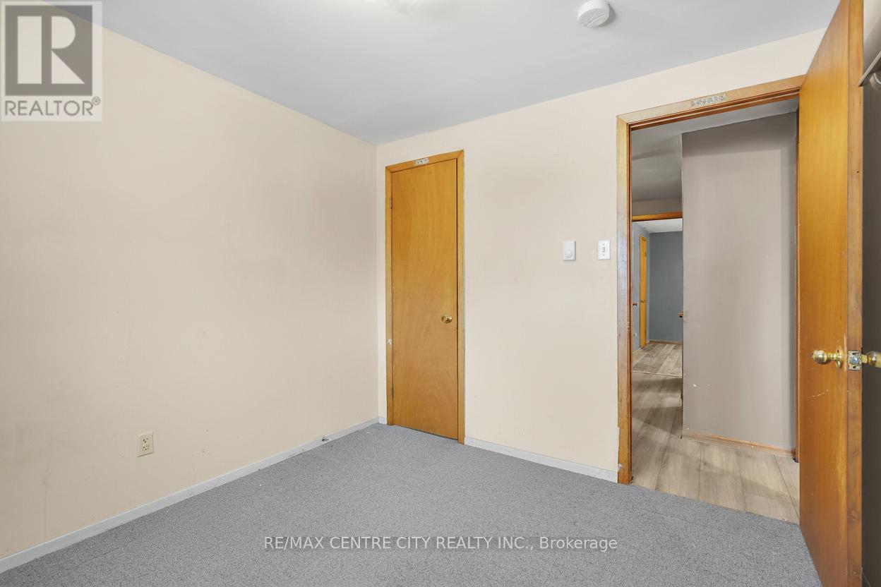 55 Mohegan Crescent, London East, Ontario  N5V 2X7 - Photo 21 - X12794758