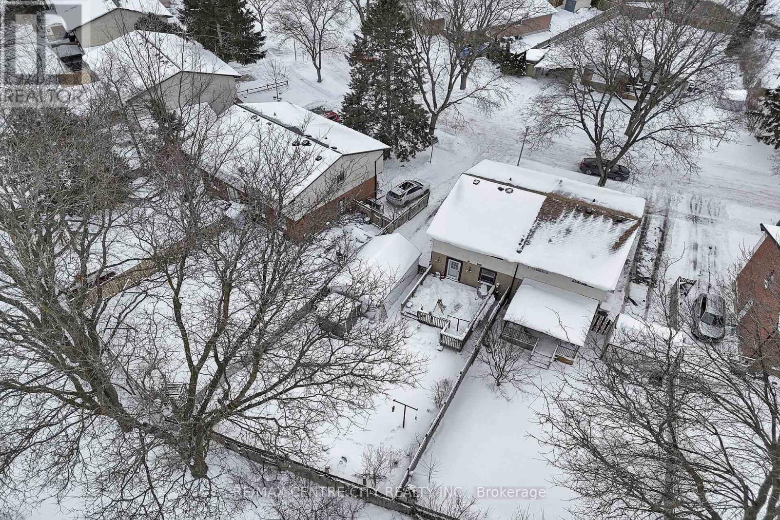 55 Mohegan Crescent, London East, Ontario  N5V 2X7 - Photo 31 - X12794758