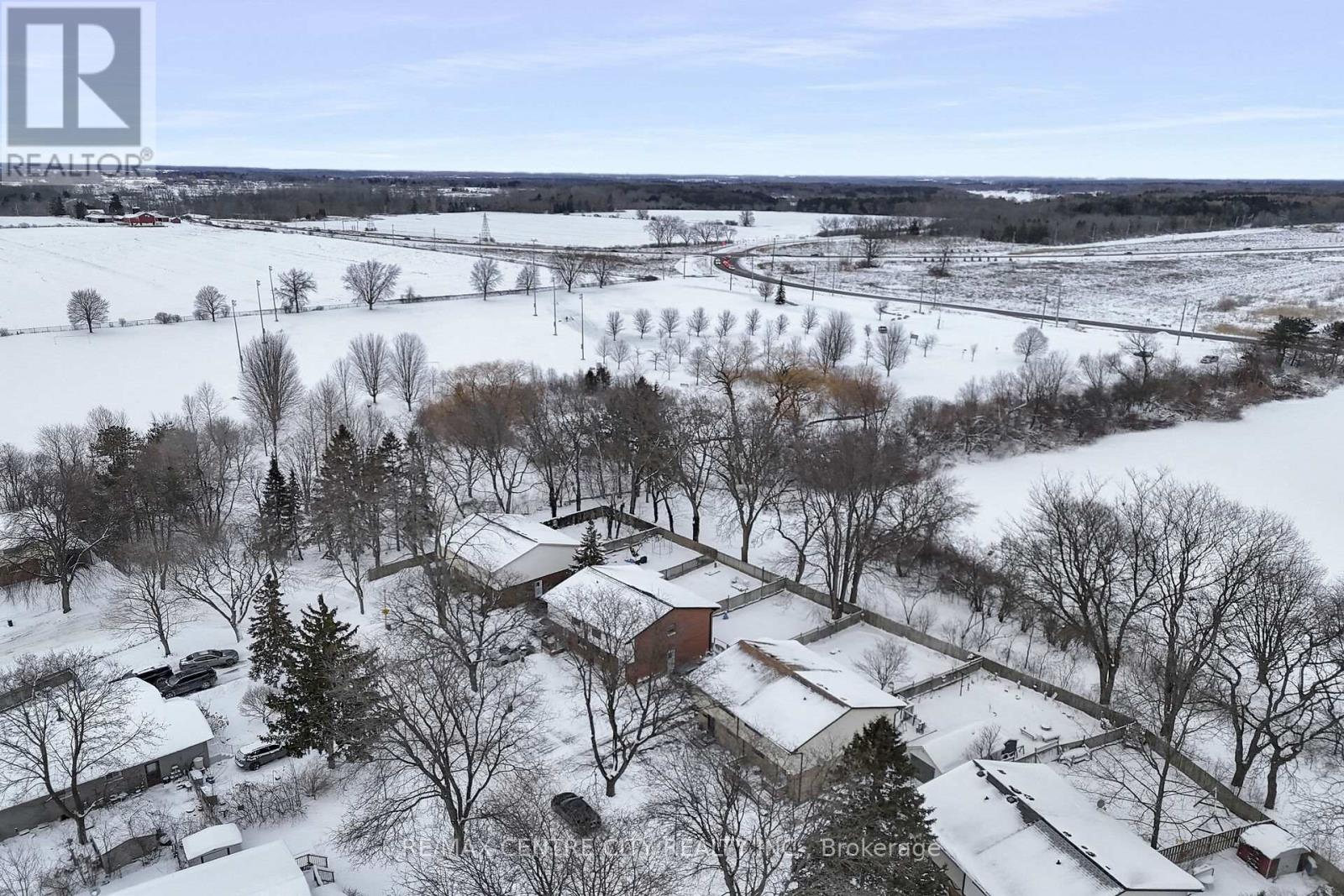 55 Mohegan Crescent, London East, Ontario  N5V 2X7 - Photo 34 - X12794758