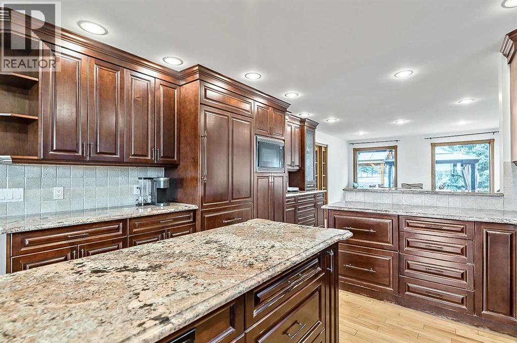 7 Elbow River Court, Rural Rocky View County, Alberta  T3L 2T7 - Photo 9 - A2286542