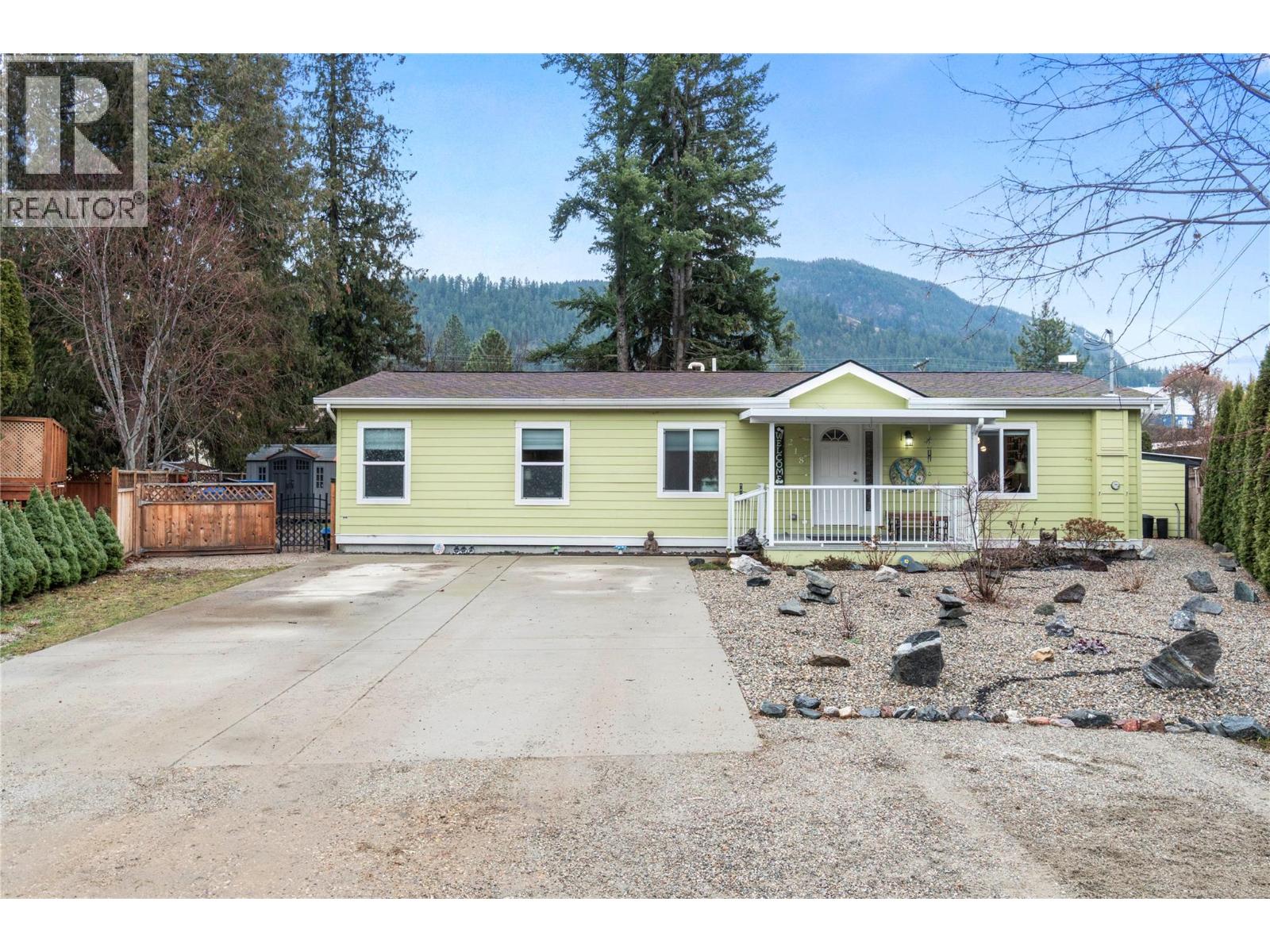 218 ASPEN Drive, Chase, British Columbia