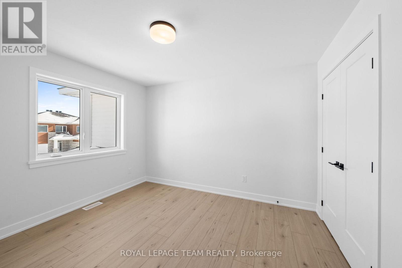 1020 Moore Street, Brockville, Ontario  K6V 0H2 - Photo 34 - X12794768