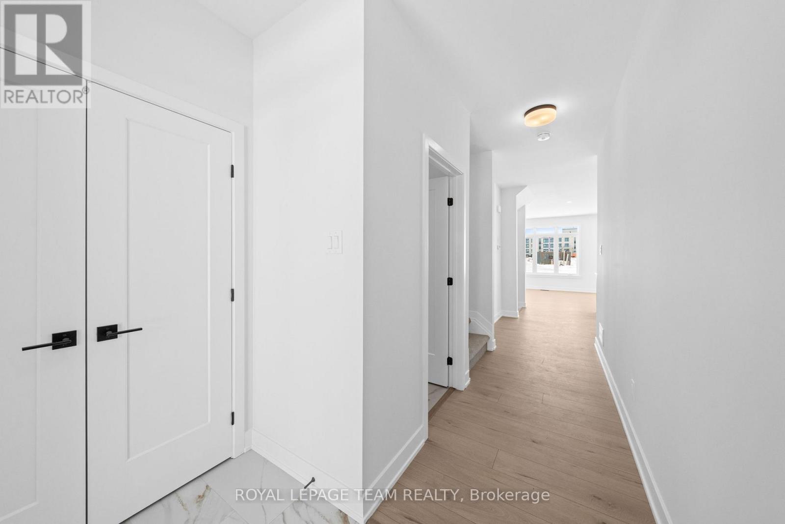 1020 Moore Street, Brockville, Ontario  K6V 0H2 - Photo 5 - X12794768