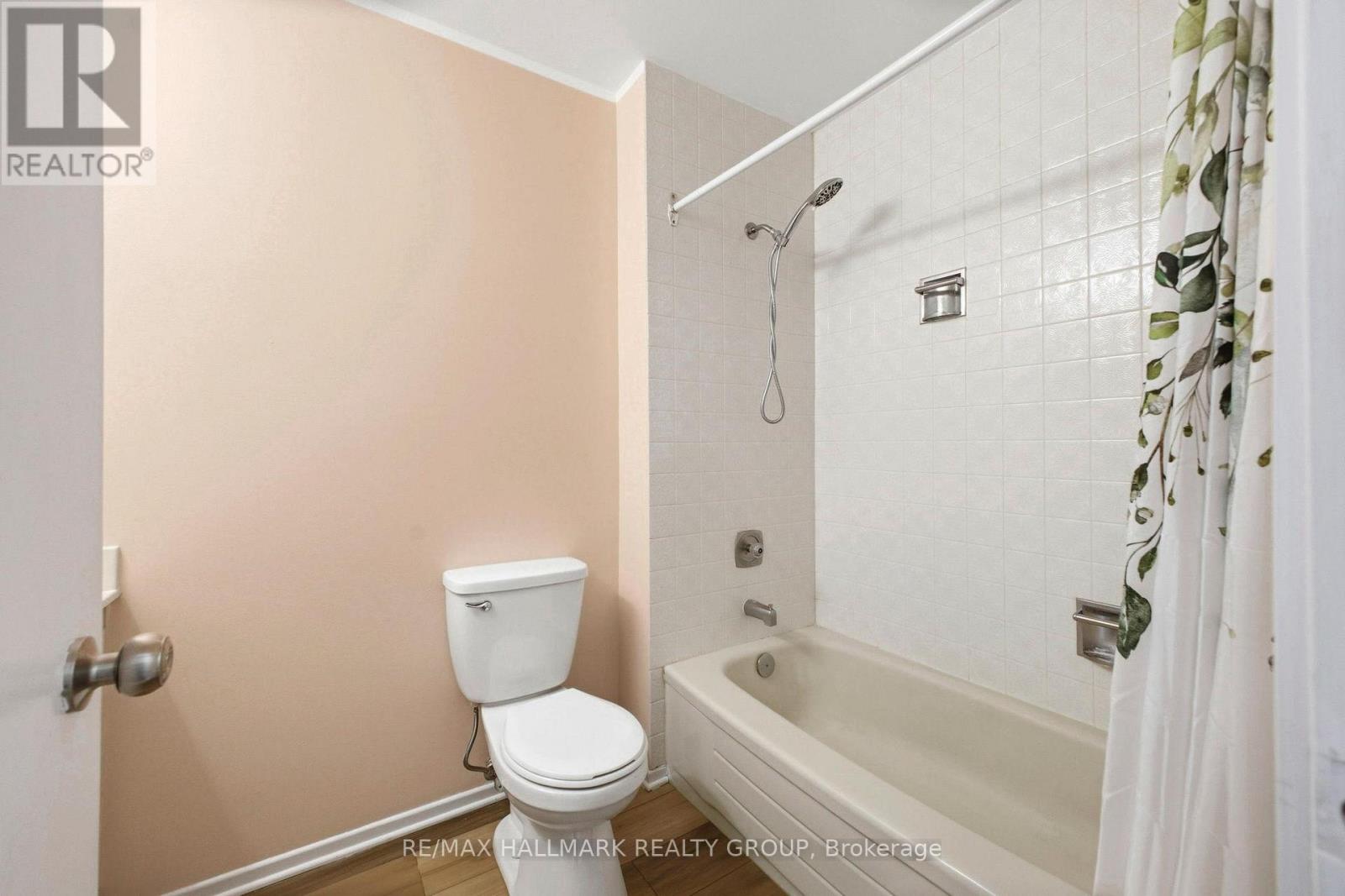 D - 39 Stonehaven Drive, Ottawa, Ontario  K2M 1E3 - Photo 20 - X12794802