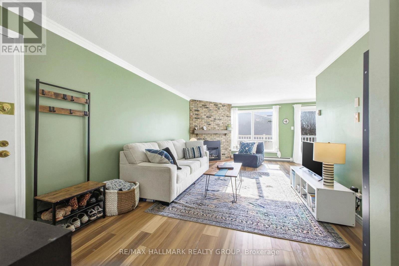 D - 39 Stonehaven Drive, Ottawa, Ontario  K2M 1E3 - Photo 6 - X12794802