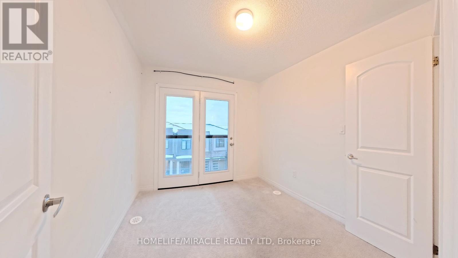 59 Sorbara Way, Whitby, Ontario  L1M 0M4 - Photo 34 - E12595304