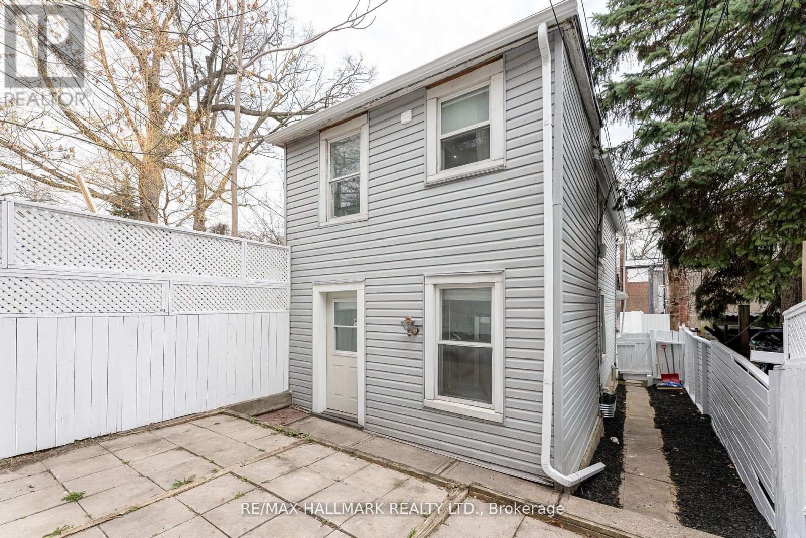 106 Willow Avenue, Toronto, Ontario  M4E 3K3 - Photo 39 - E12676532