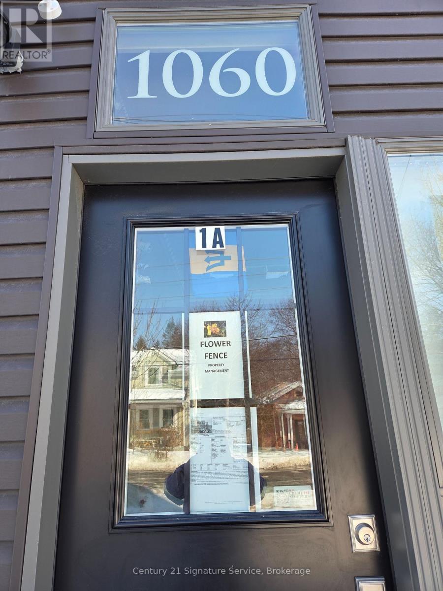 Main Flr - 1060 Old Derry Road, Mississauga, Ontario  L5W 1A1 - Photo 1 - W12780852