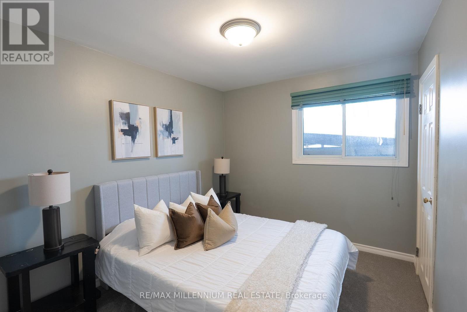 50 Stevens Crescent, Halton Hills, Ontario  L7G 1B6 - Photo 7 - W12793322