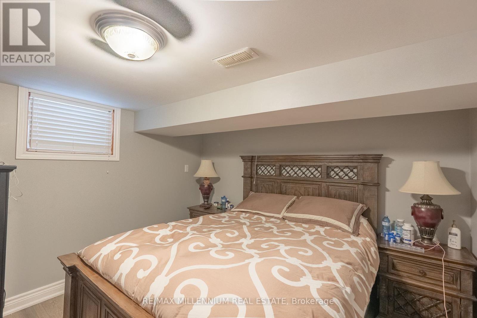 50 Stevens Crescent, Halton Hills, Ontario  L7G 1B6 - Photo 20 - W12793322