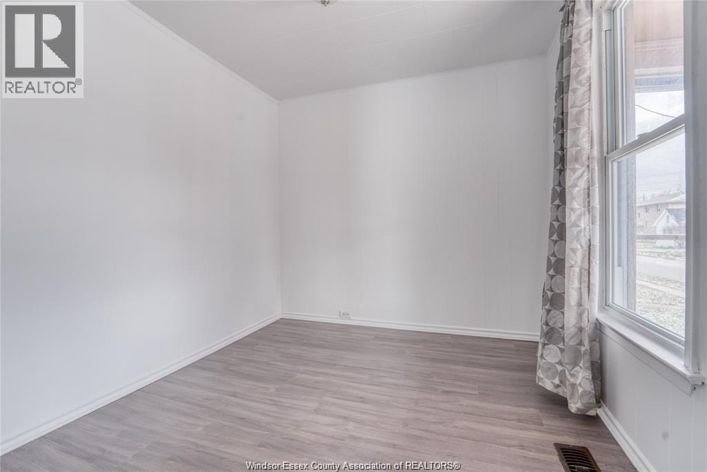 929 Bridge Avenue, Windsor, Ontario N9B 2M8 - Photo 10 - 26003381