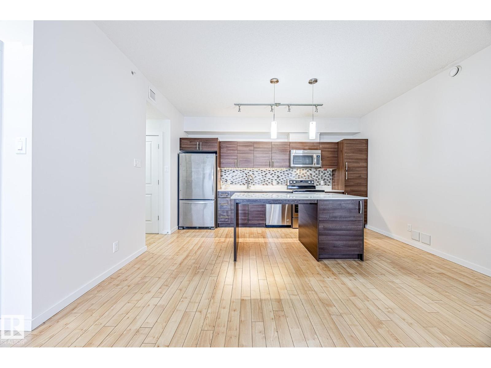 #409 9517 160 Av Nw, Edmonton, Alberta  T5Z 0N1 - Photo 5 - E4472475