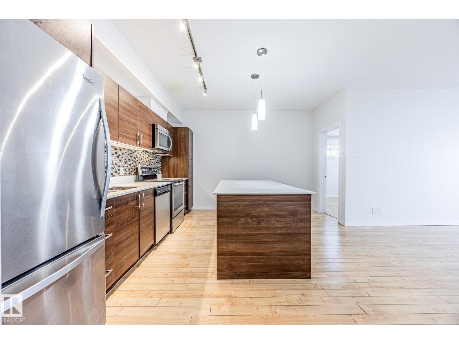 #409 9517 160 Av Nw, Edmonton, Alberta  T5Z 0N1 - Photo 4 - E4472475