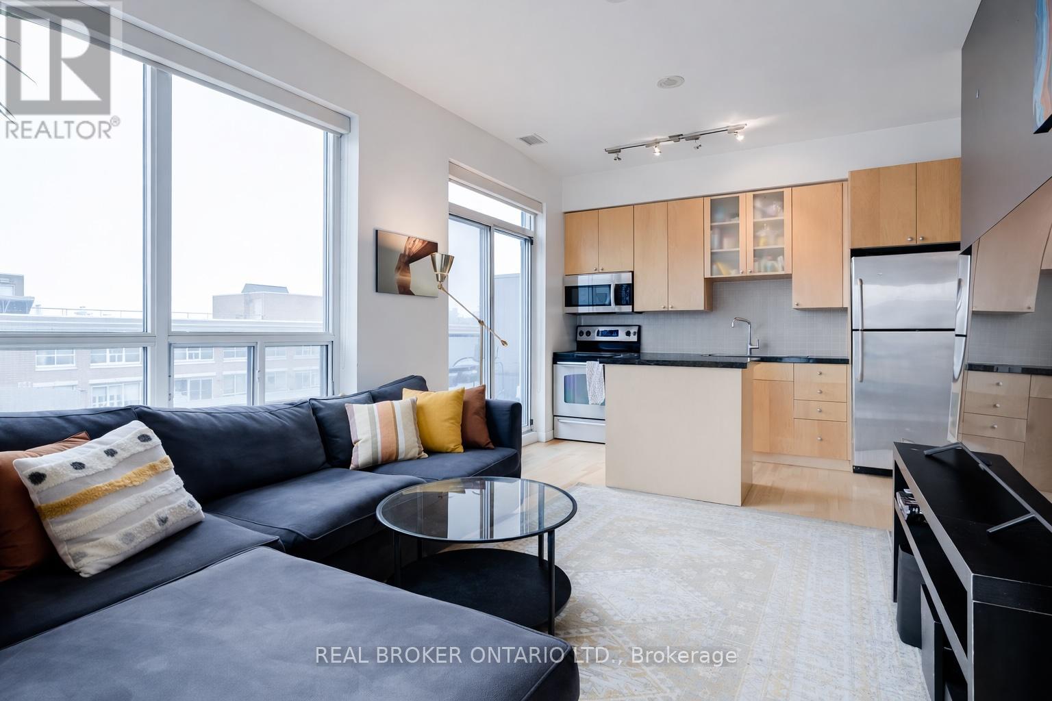 909 - 1005 King Street W, Toronto, Ontario  M6K 3M8 - Photo 1 - C12794722