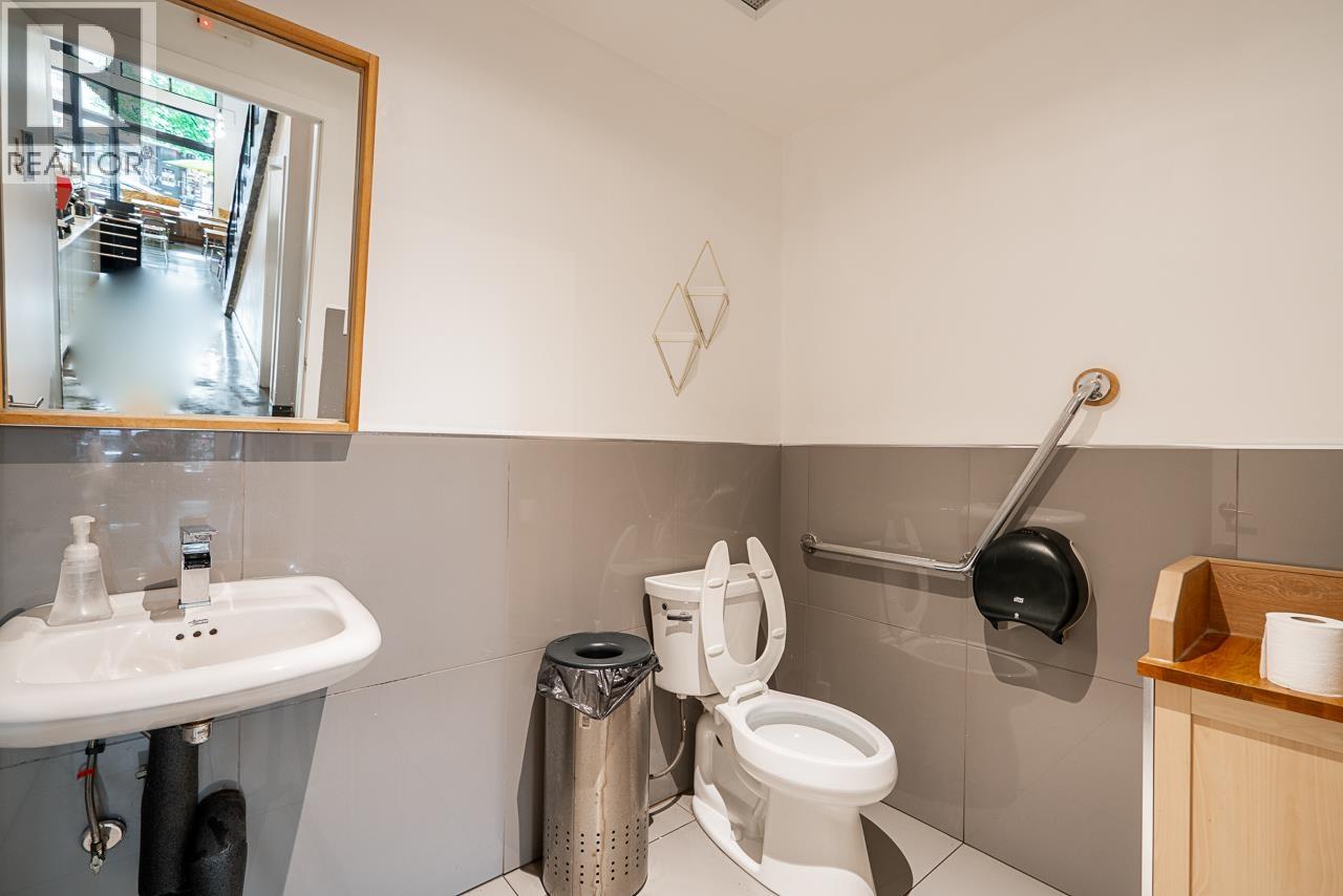 228 Lonsdale Avenue, North Vancouver, British Columbia  V7M 2G1 - Photo 19 - C8075888