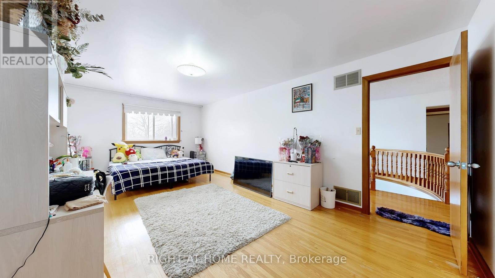 94 Madawaska Avenue, Toronto, Ontario  M2M 2R4 - Photo 23 - C12794804