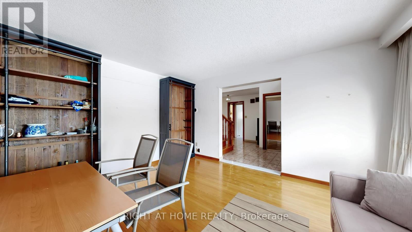 94 Madawaska Avenue, Toronto, Ontario  M2M 2R4 - Photo 9 - C12794804