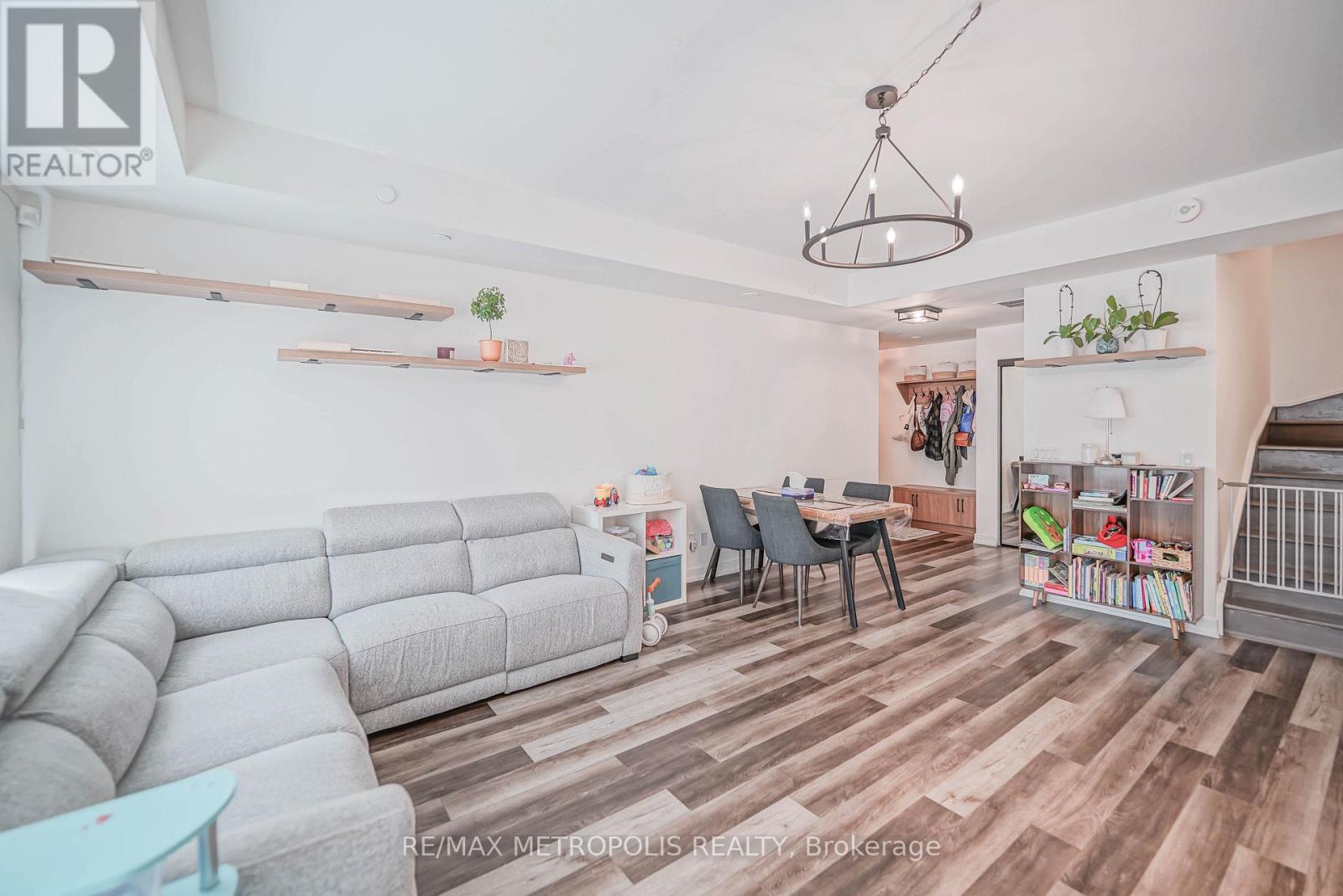 29 - 871 Sheppard Avenue W, Toronto, Ontario  M3H 0E8 - Photo 11 - C12794806