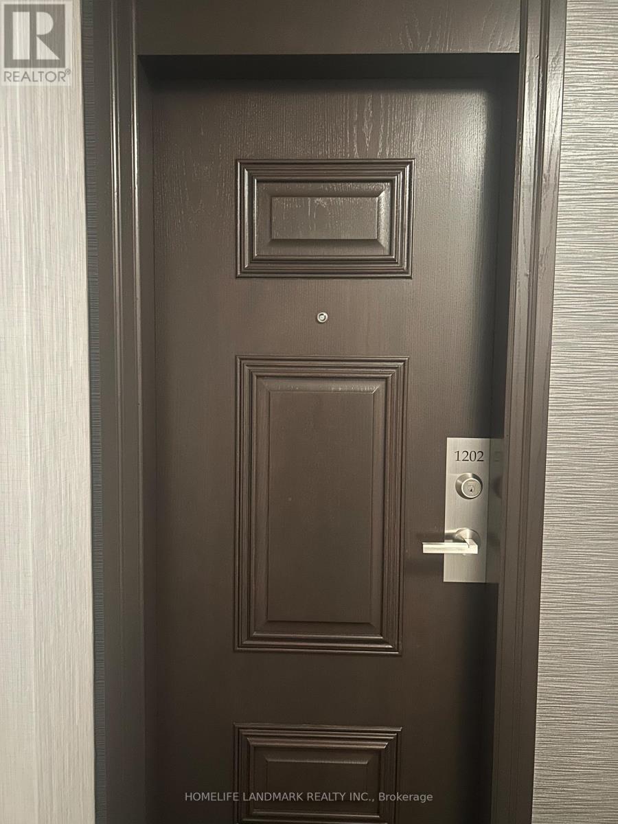 1202 - 29 PEMBERTON AVENUE, Toronto, Ontario