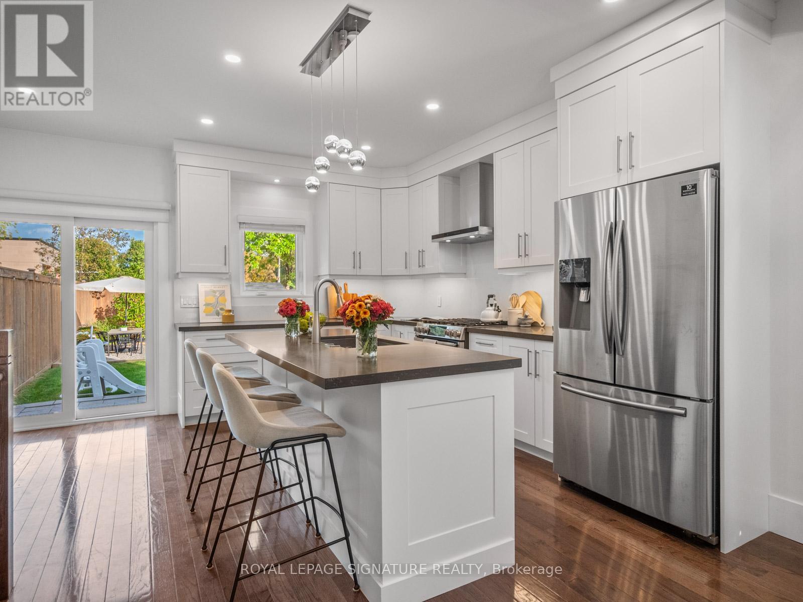 151 Eastwood Avenue, Toronto, Ontario  M1N 3H5 - Photo 14 - E12794640