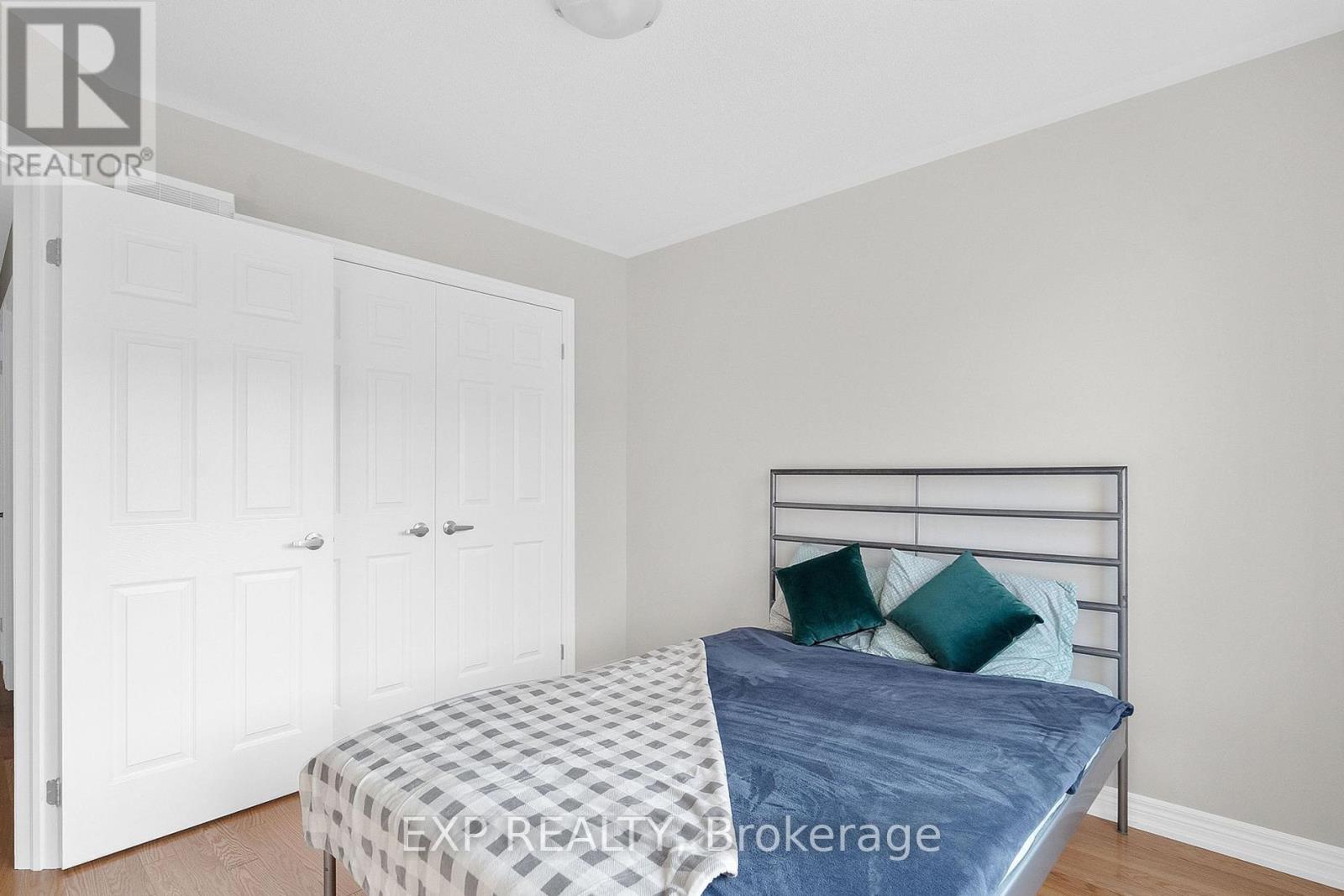 1037 Skyridge Boulevard, Pickering, Ontario  L1X 0G5 - Photo 11 - E12794662