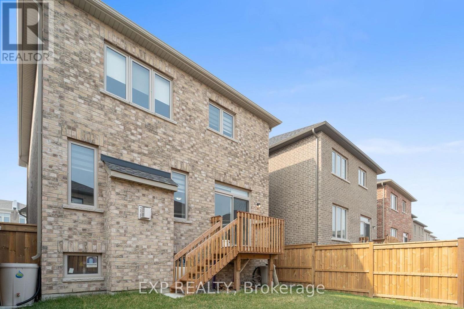 1037 Skyridge Boulevard, Pickering, Ontario  L1X 0G5 - Photo 3 - E12794662