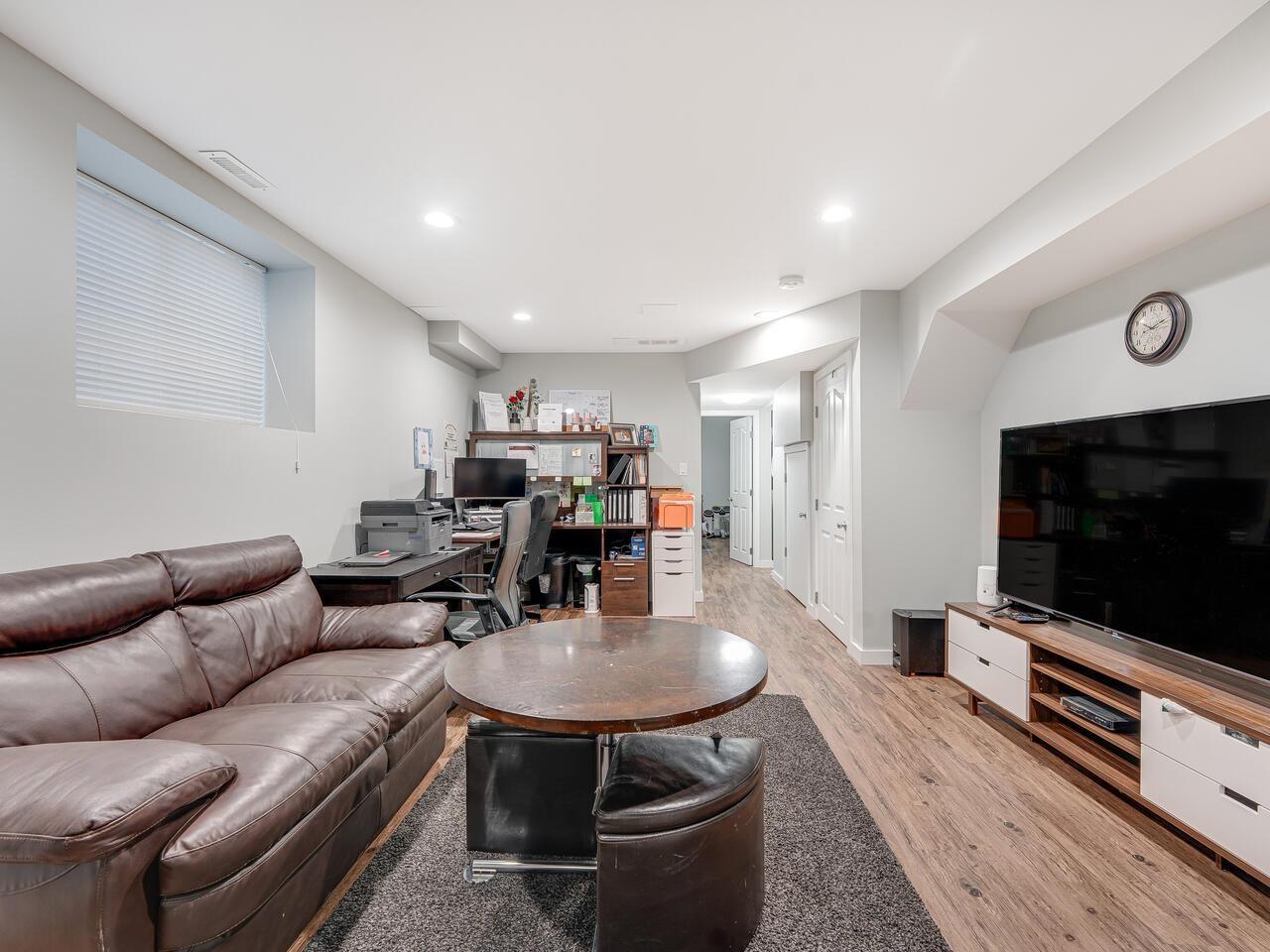 18529 67a Avenue, Surrey, British Columbia  V3S 9B5 - Photo 12 - R3090482