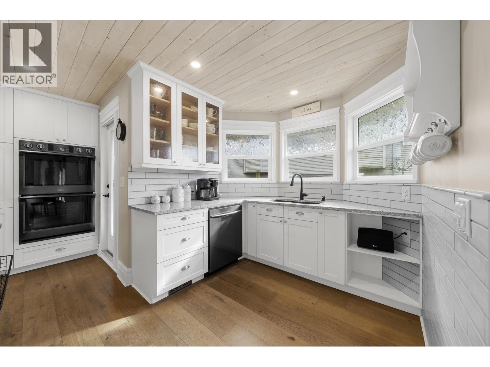 20302 123b Avenue, Maple Ridge, British Columbia  V2X 0M9 - Photo 5 - R3090274