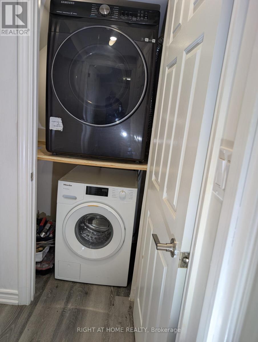 Basement - 22 Chippingwood Manor, Aurora, Ontario  L4G 7R4 - Photo 9 - N12794716