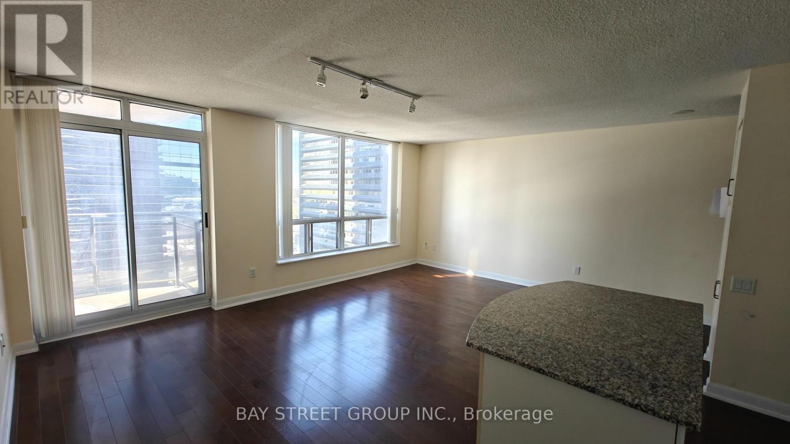 1606 - 33 Sheppard Avenue E, Toronto, Ontario  M2N 7K1 - Photo 7 - C12640372