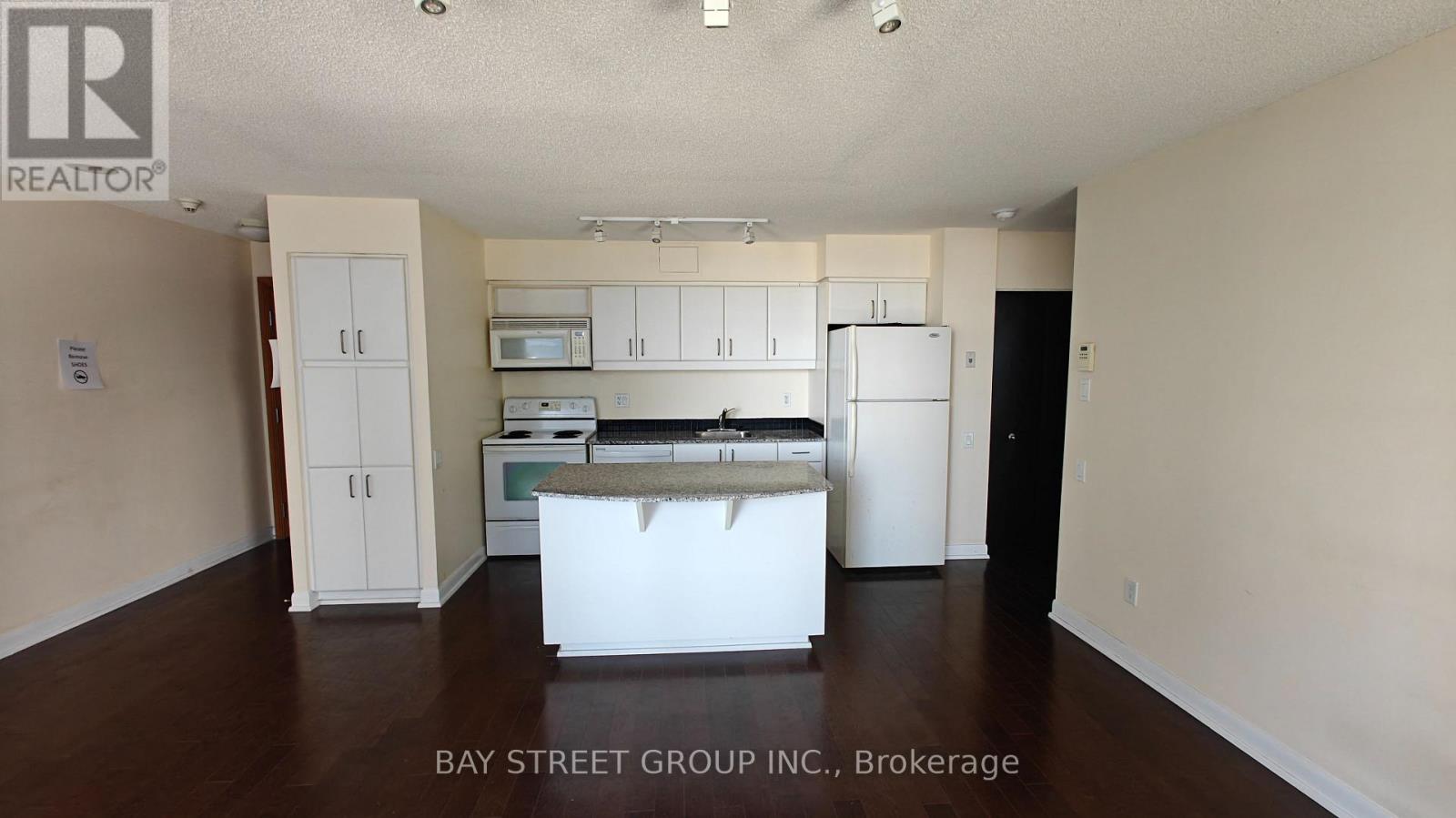 1606 - 33 Sheppard Avenue E, Toronto, Ontario  M2N 7K1 - Photo 8 - C12640372