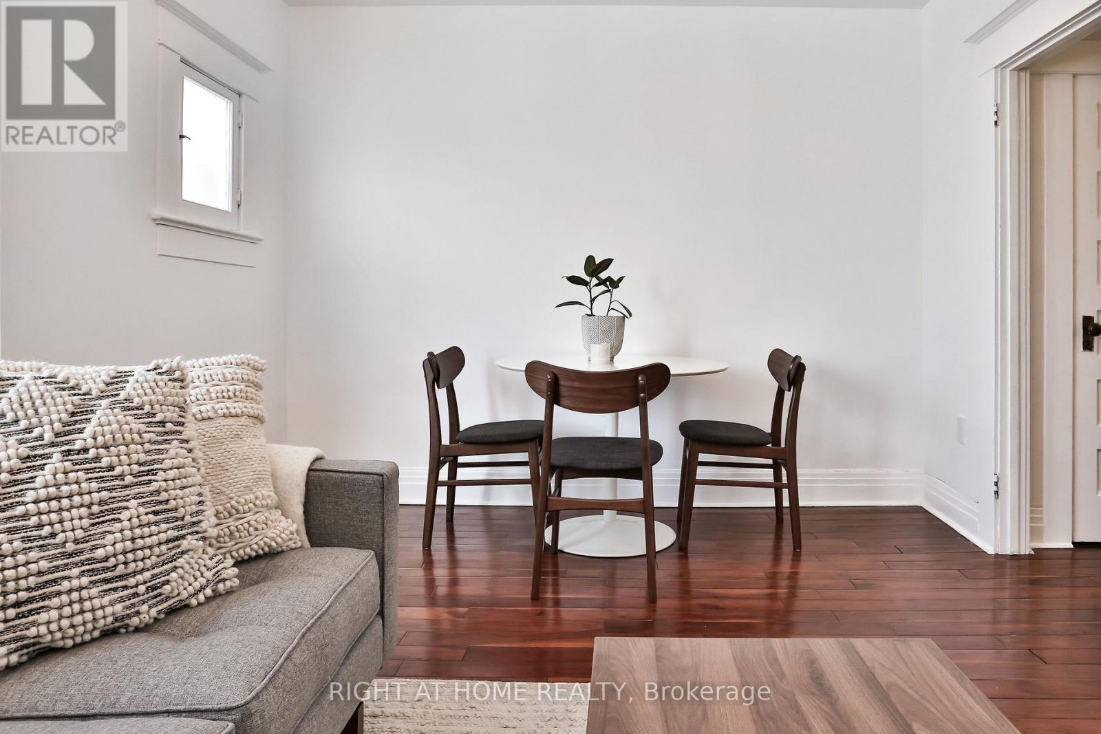 1365 Lansdowne Avenue, Toronto, Ontario  M6H 3Z9 - Photo 14 - W12794630