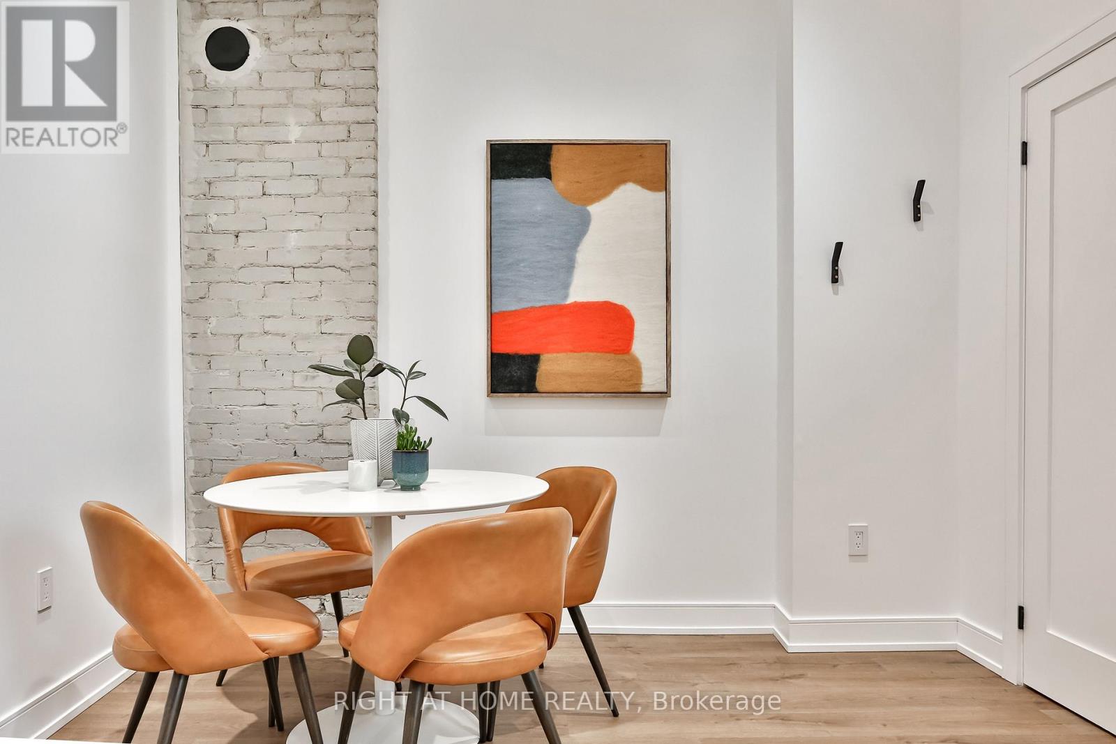 1365 Lansdowne Avenue, Toronto, Ontario  M6H 3Z9 - Photo 25 - W12794630