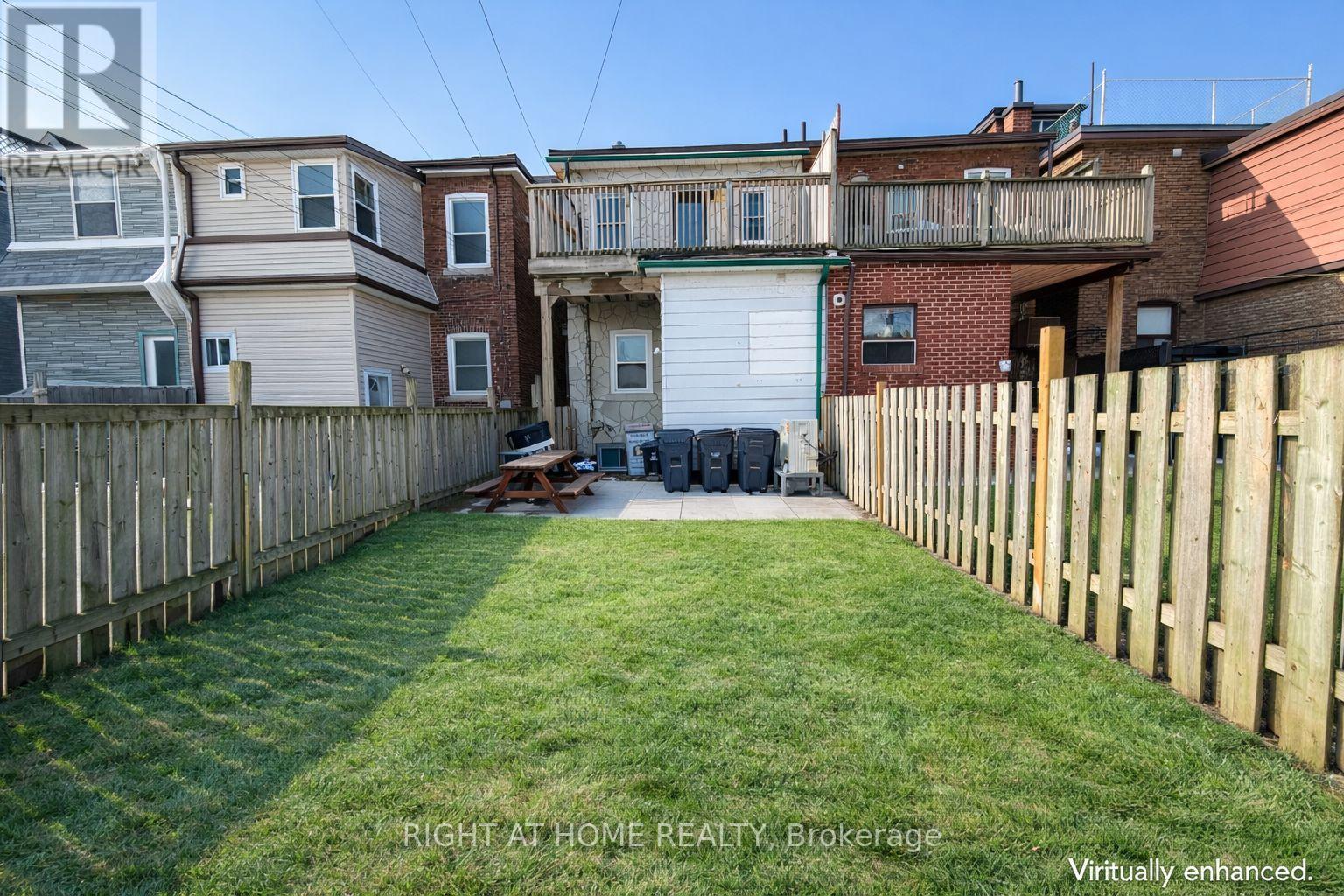 1365 Lansdowne Avenue, Toronto, Ontario  M6H 3Z9 - Photo 48 - W12794630