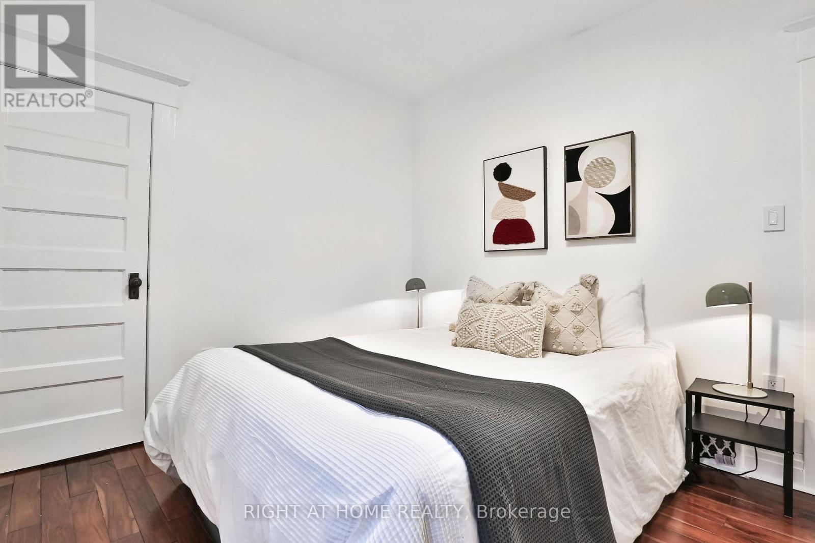 1365 Lansdowne Avenue, Toronto, Ontario  M6H 3Z9 - Photo 8 - W12794630