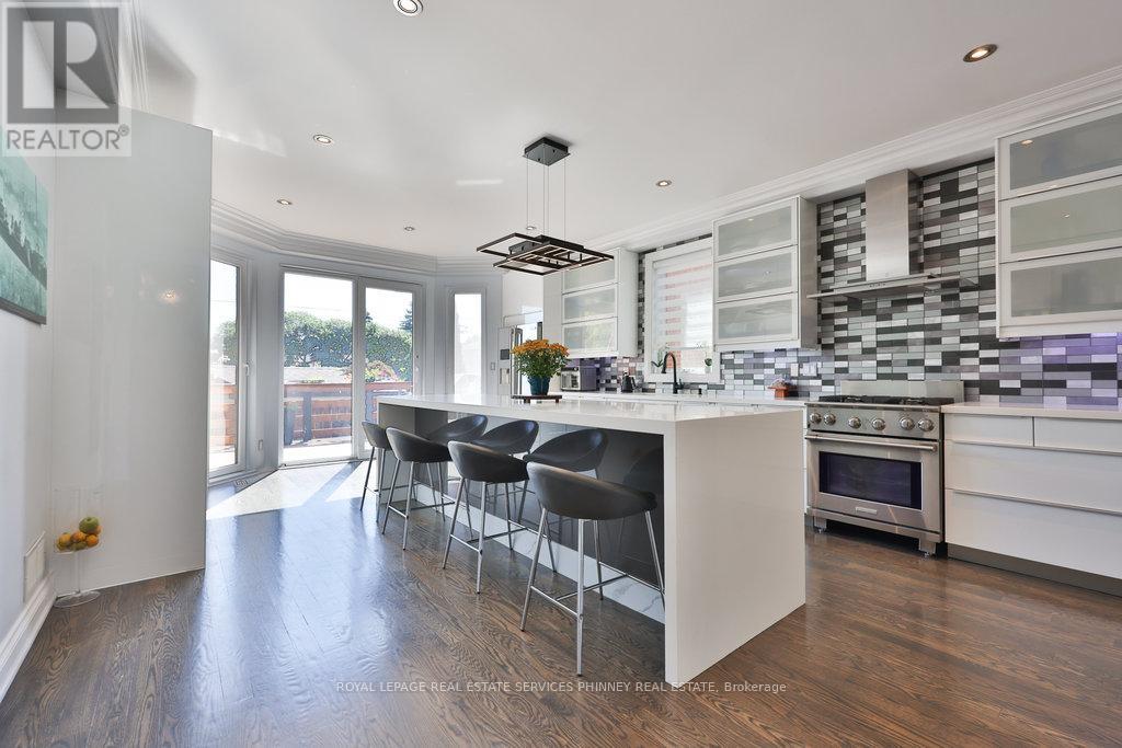 880 6th Street, Mississauga, Ontario  L5E 1N6 - Photo 10 - W12794682