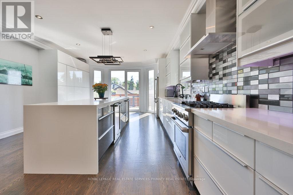 880 6th Street, Mississauga, Ontario  L5E 1N6 - Photo 15 - W12794682