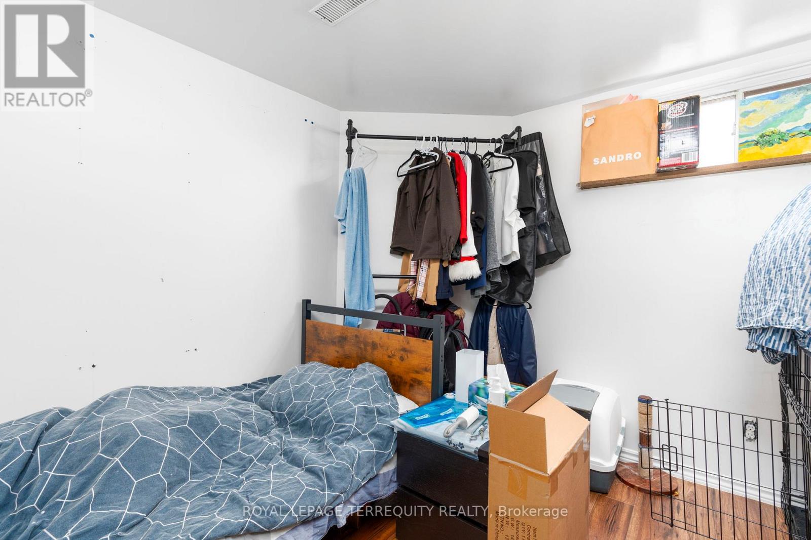 64 Pelmo Crescent, Toronto, Ontario  M9N 2X5 - Photo 28 - W12794808