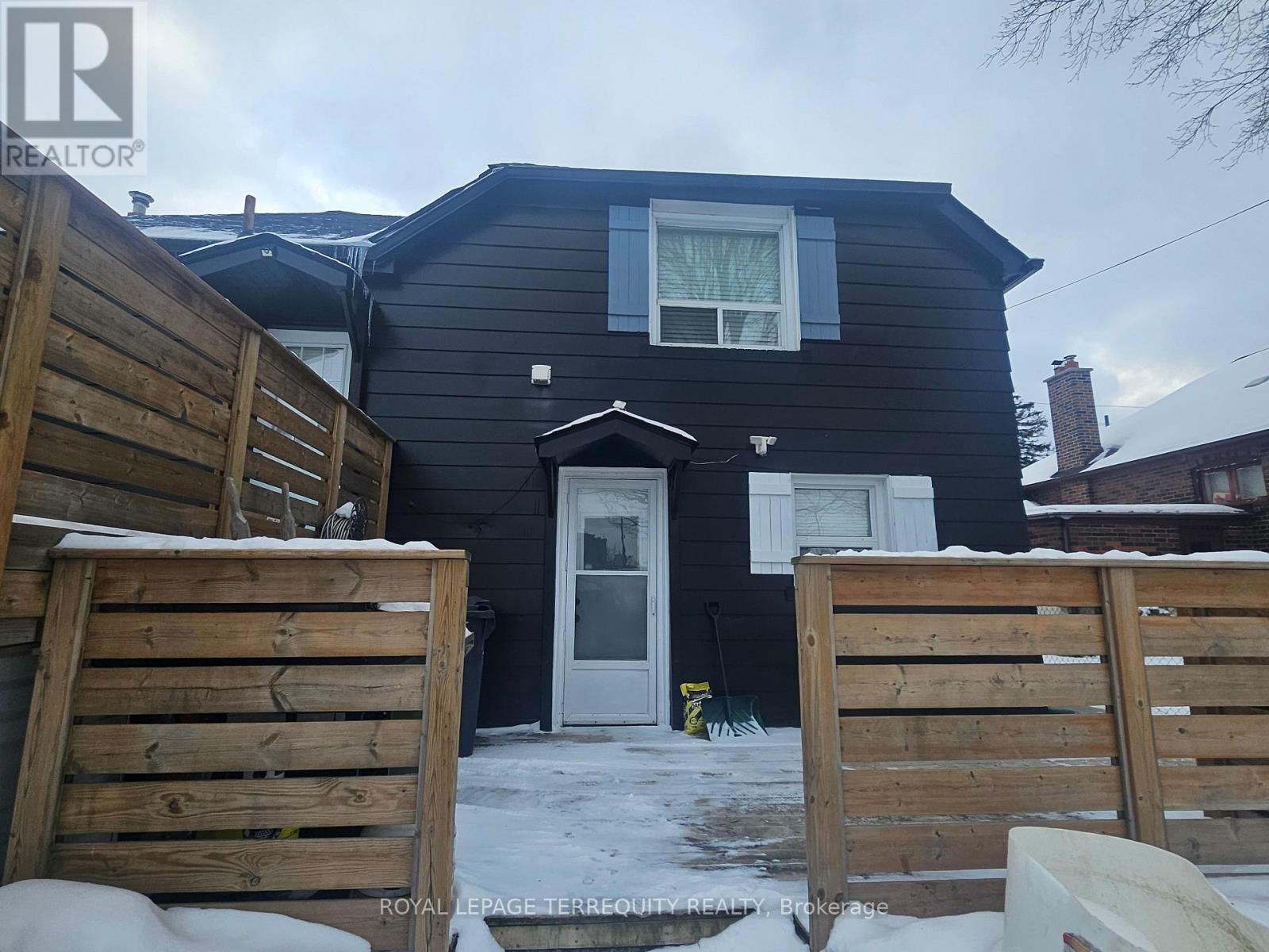 64 Pelmo Crescent, Toronto, Ontario  M9N 2X5 - Photo 32 - W12794808