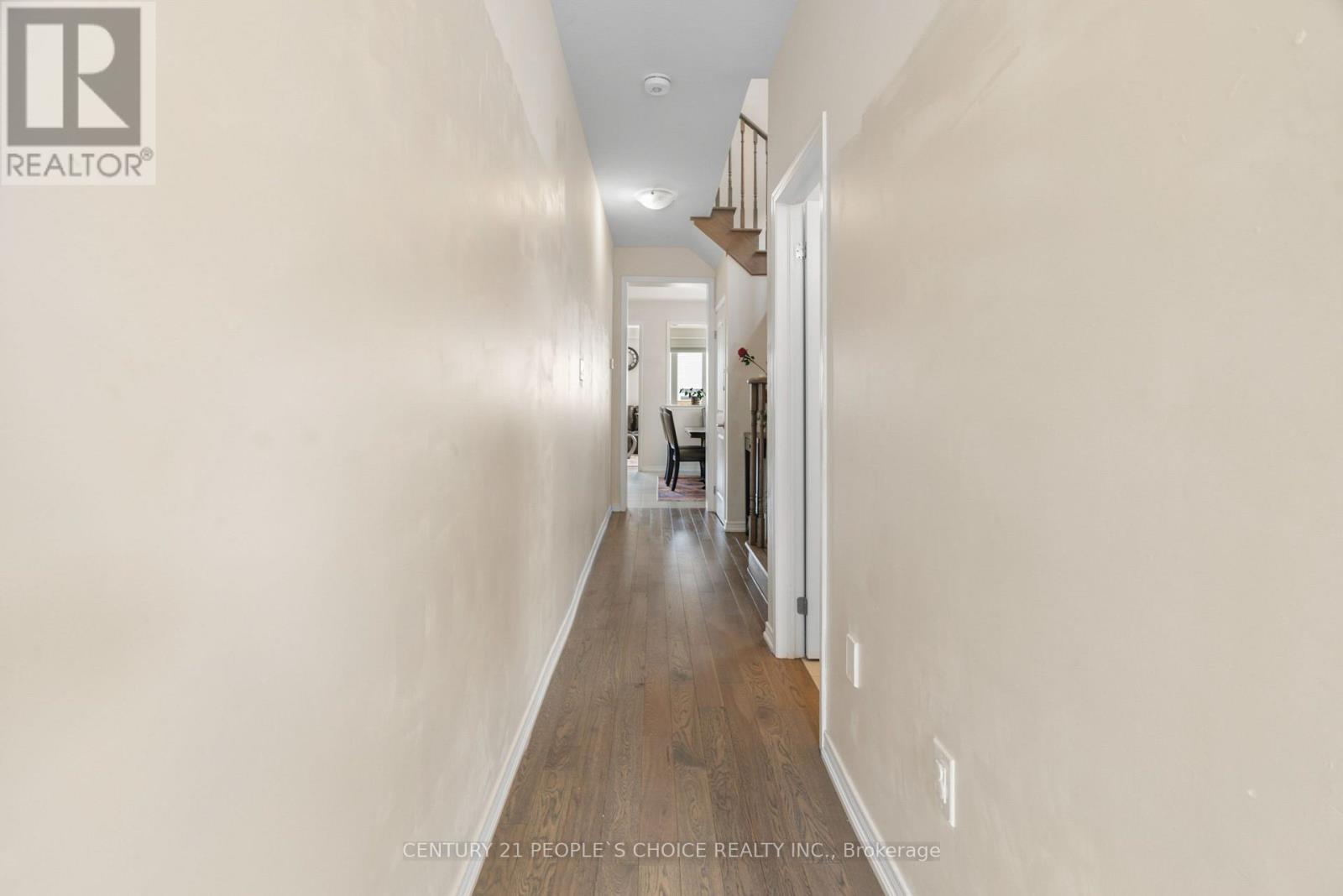 8670 Chickory Trail, Niagara Falls, Ontario  L2H 3S5 - Photo 4 - X12794724