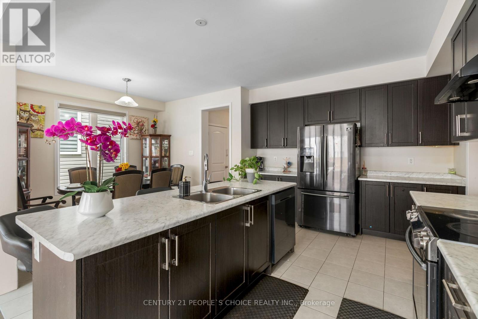 8670 Chickory Trail, Niagara Falls, Ontario  L2H 3S5 - Photo 9 - X12794724