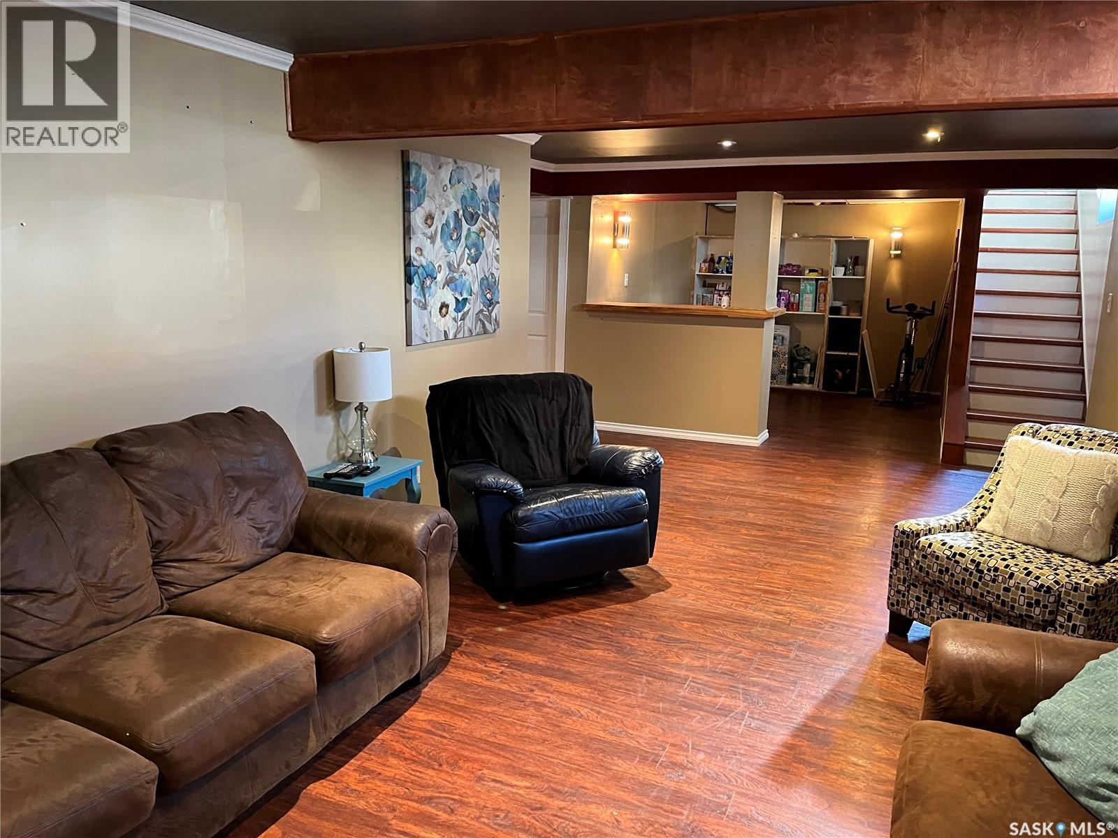 207 Dominion Road, Assiniboia, Saskatchewan  S0H 0B0 - Photo 31 - SK028694