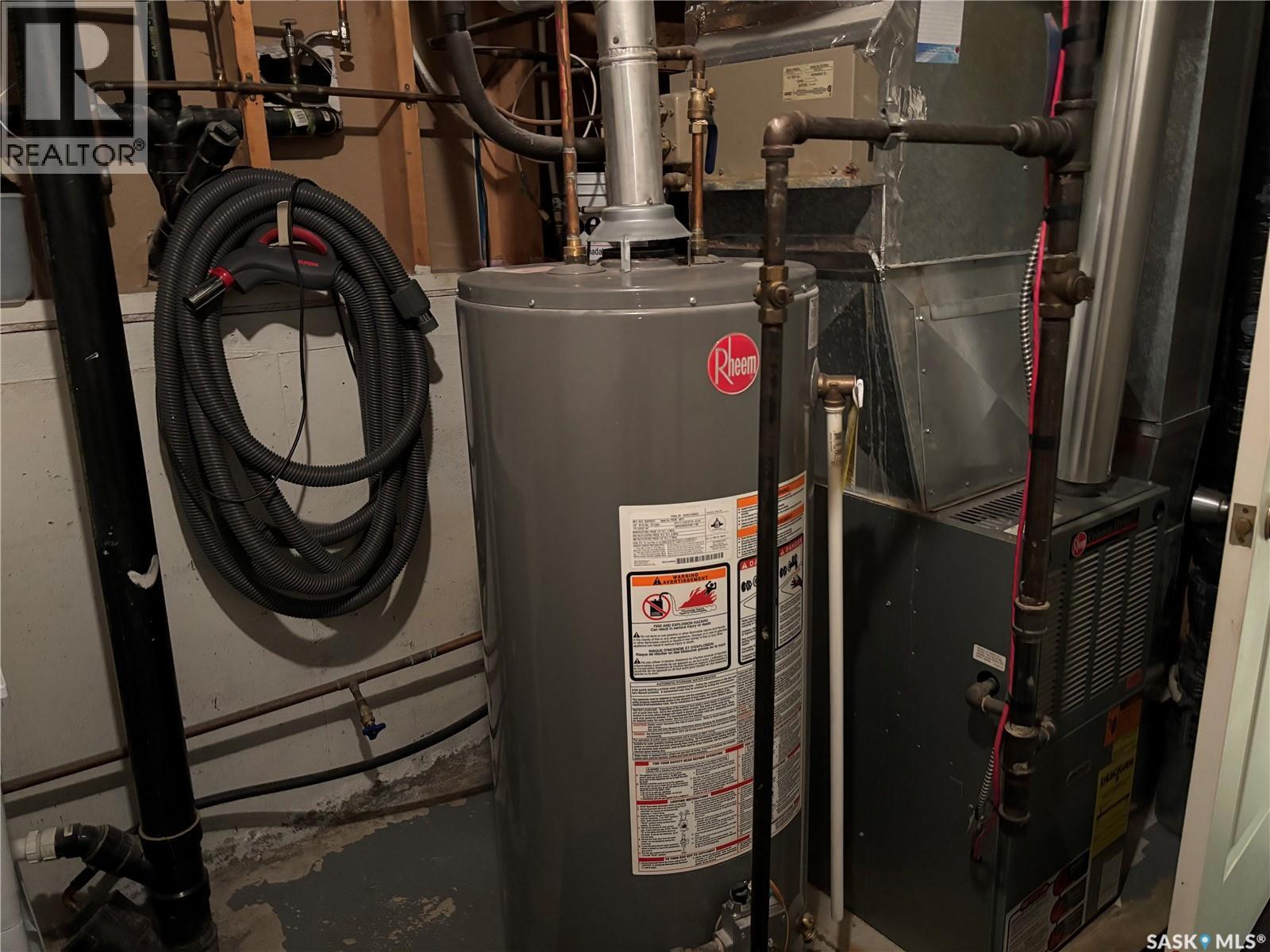 1159 Hochelaga Street W, Moose Jaw, Saskatchewan  S6H 2J3 - Photo 33 - SK028698