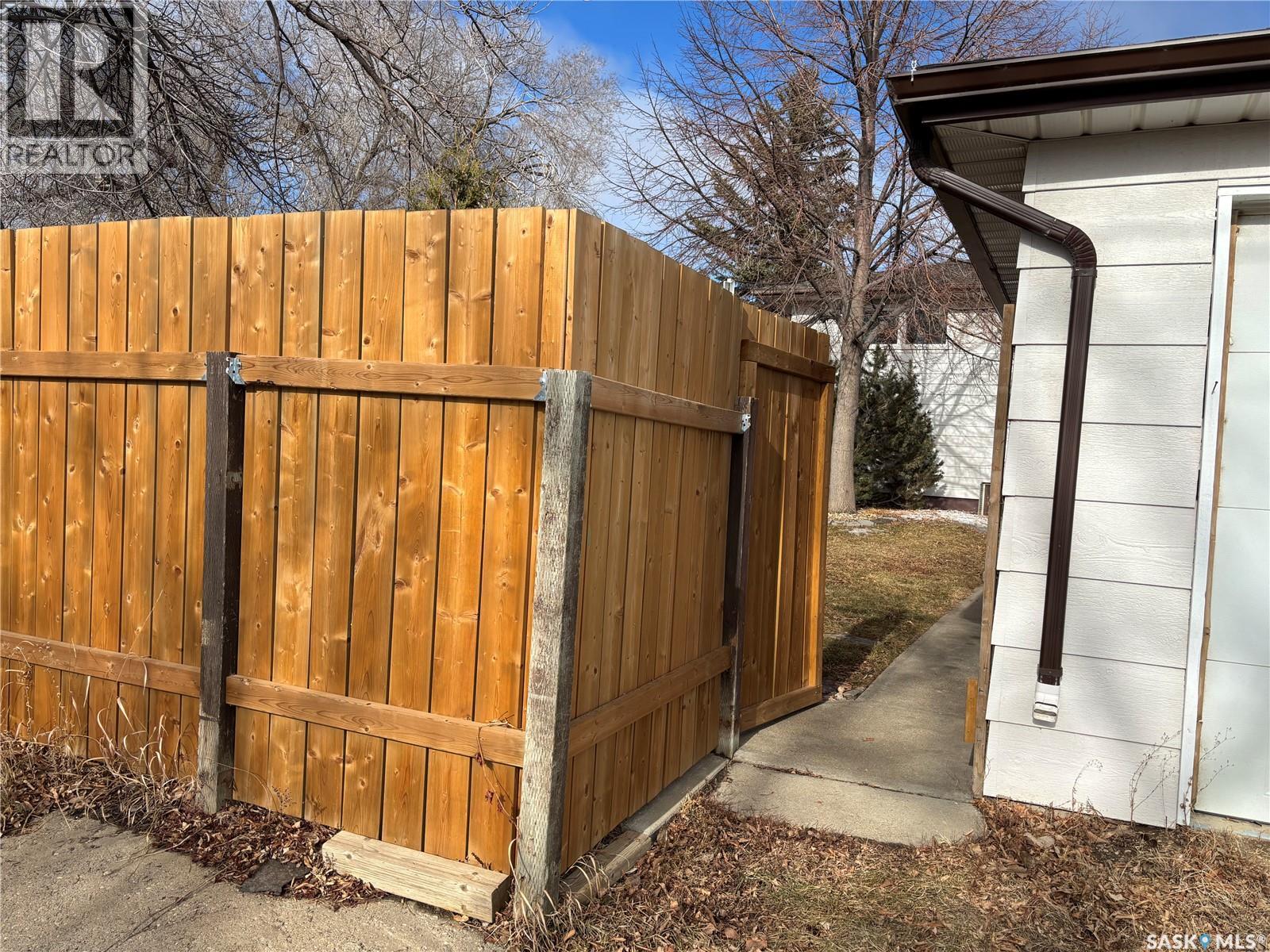 1159 Hochelaga Street W, Moose Jaw, Saskatchewan  S6H 2J3 - Photo 41 - SK028698