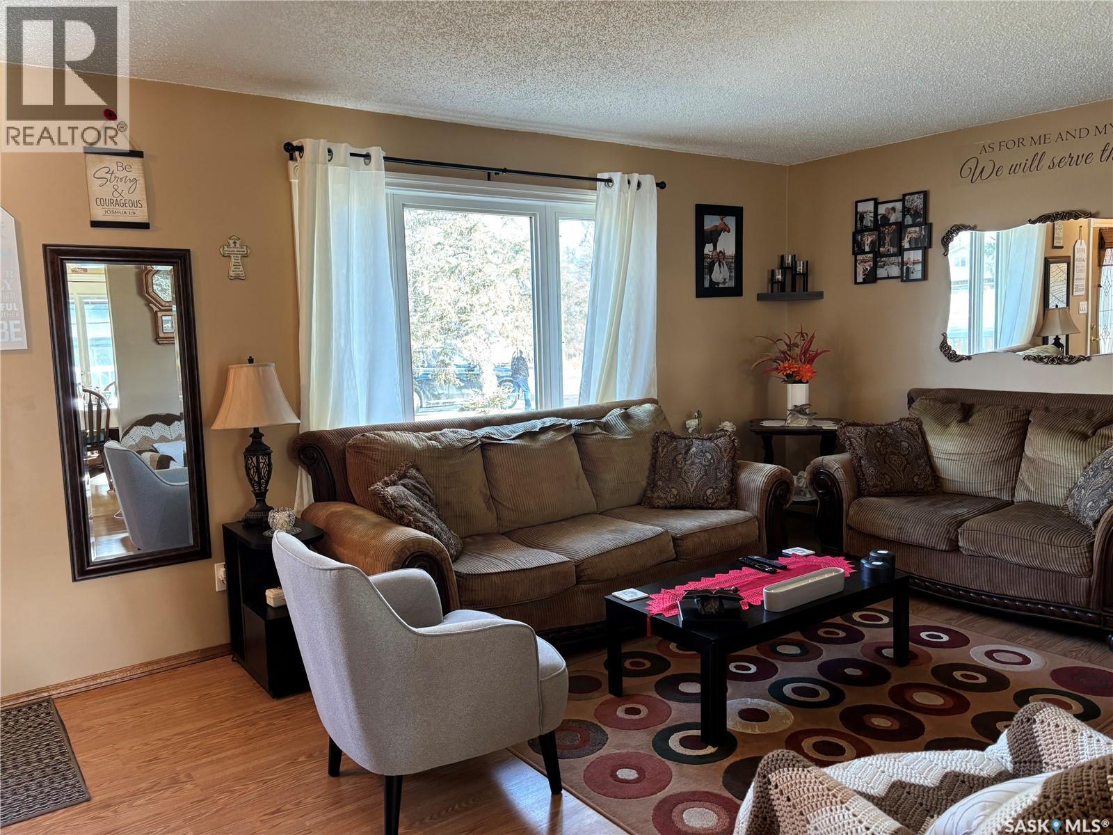 1159 Hochelaga Street W, Moose Jaw, Saskatchewan  S6H 2J3 - Photo 6 - SK028698